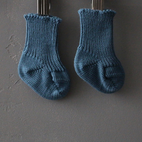 premiere chaussettes bébé en laine bio, Grodo, chaussettes naturel pour bébé en laine biologique