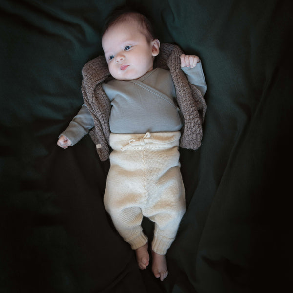 pantalon bébé en 100% alpaga couleur crème par Minimalisma, baby alpaca pants by Minimalisma, style Kastrup