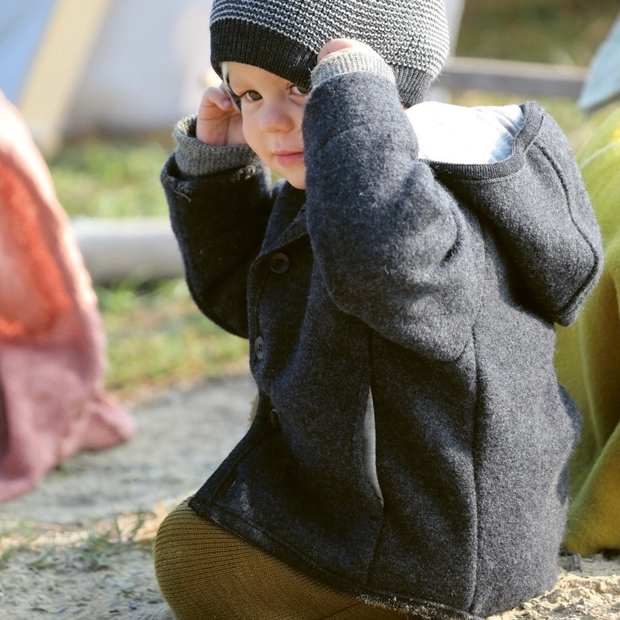 Disana Natur veste en 100% laine bouillie biologique pour enfants, chez boutique Arbre Bleu, 100% organic boiled merino wool for children and babies Disana