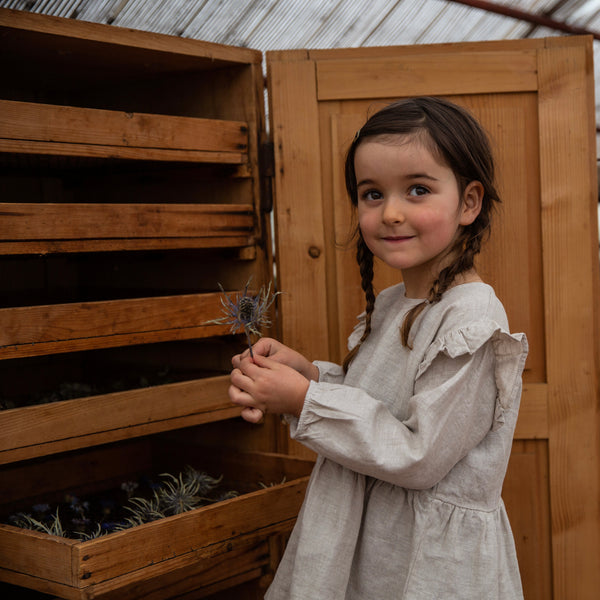 blouse fille Luzia en lin naturel par Matona, vêtements enfant naturel durable lin