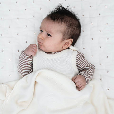 couverture bébé en coton biologique couleur créme par Serendipity Organics, nouvelle collection