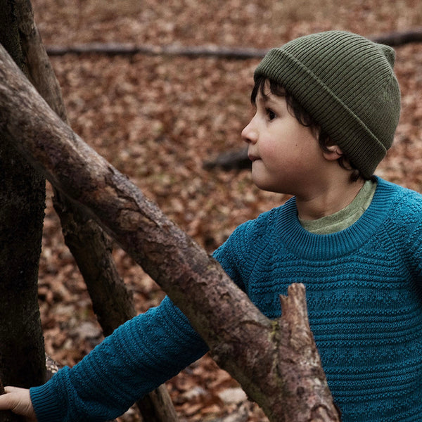 bonnet beanie enfant et adulte en laine biologique par Serendipity Organics coleur olive vert