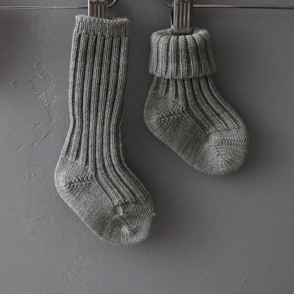 chaussettes enfant en laine merinos bio par Grodo, chaussettes bébé en 100% pure laine biologique