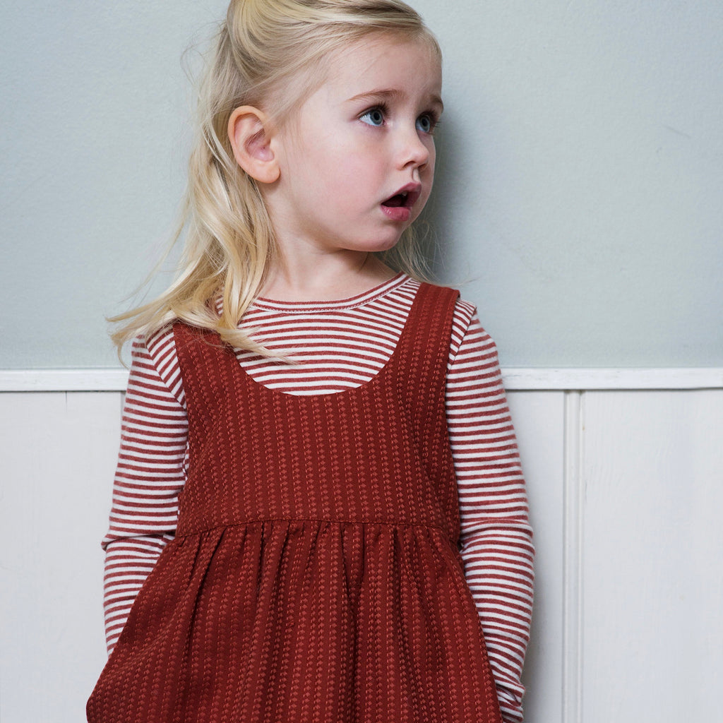 robe enfants rouge coton bio, robe enfant avec texture, Serendipity Organics