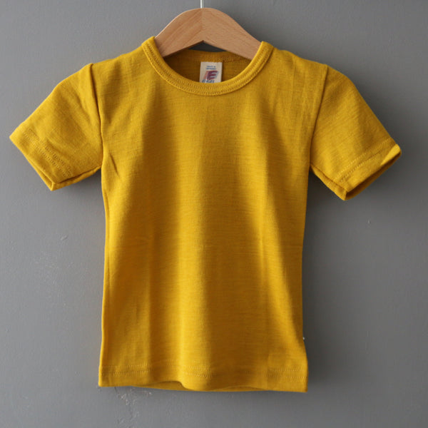 t-shirt enfants laine merinos bio et soie, sous-vêtements laine merinos bio, equitable et durable, Engel Natur, safron, yellow